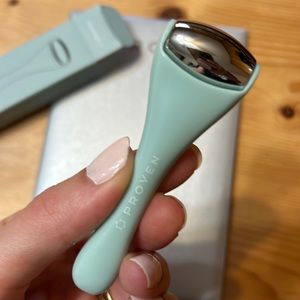 Proven Mini Ice Roller 🥰